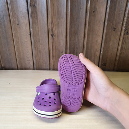 Kids Used Imported Crocks Size 4-5 mentioned