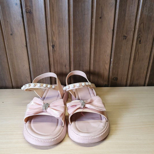Girls Used Imported Sandals Size 35