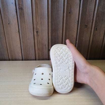 Kids Used Imported Crocks Size  23-24