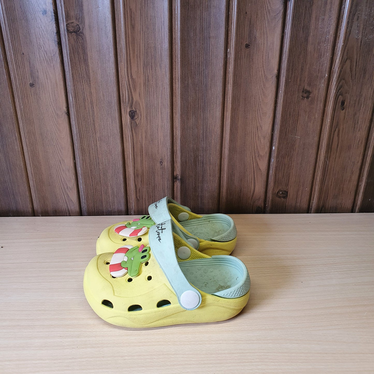 Kids Used Imported Crocks Size 23