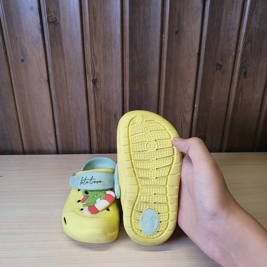 Kids Used Imported Crocks Size 23