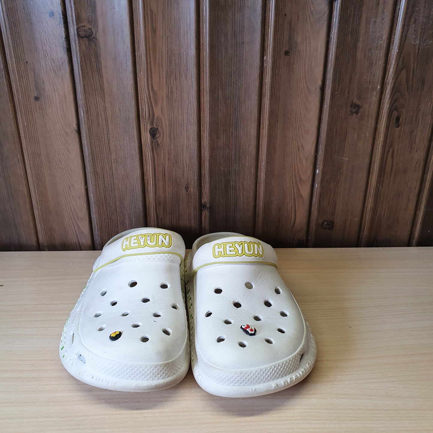 Kids Used Imported Crocks Size 32