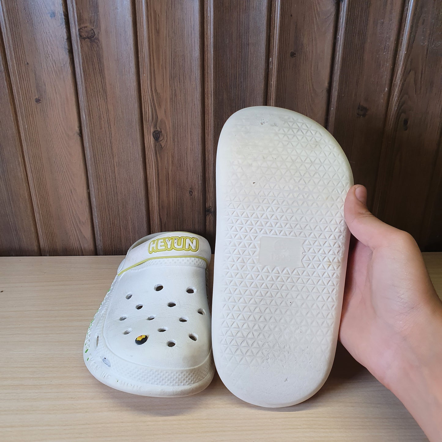 Kids Used Imported Crocks Size 32
