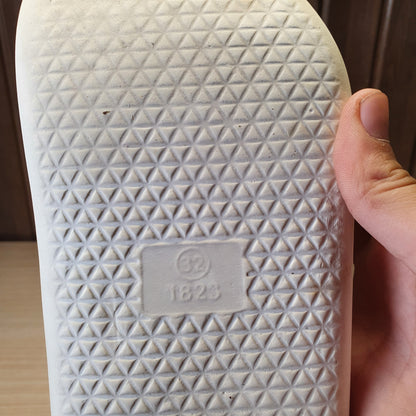 Kids Used Imported Crocks Size 32