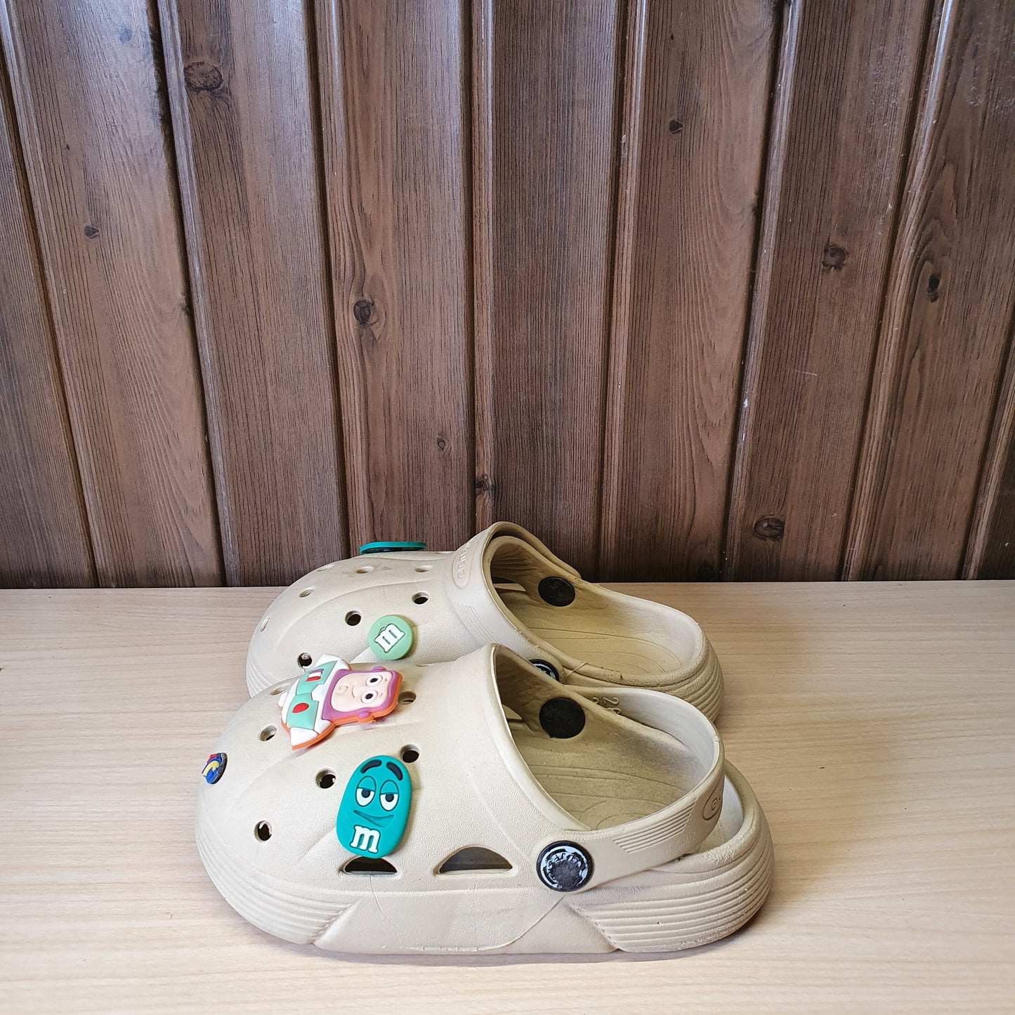 Kids Used Imported Crocks Size 26-27
