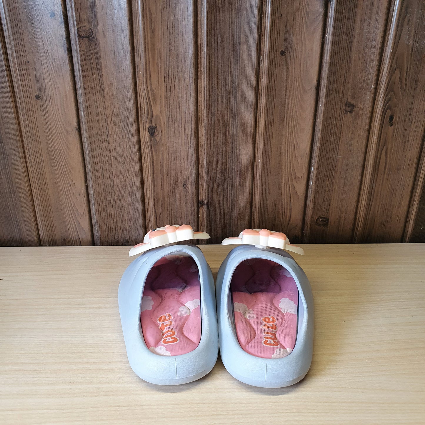 Kids Used Imported Slippers Size 24-25
