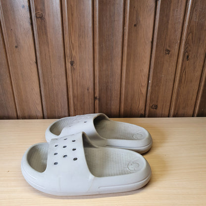Kids Used Imported Slipers Size 30-31