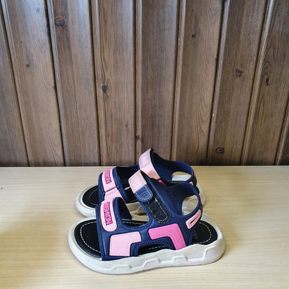 Kids Used Imported Sandals Size 26