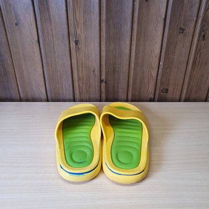 Kids Used Imported Slippers  Size 32