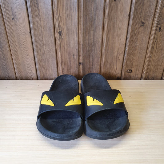 Kids Used Imported Slippers Size 32-33