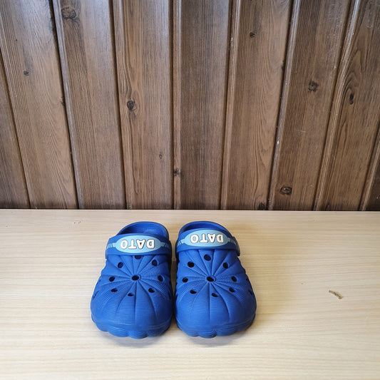 Kids Used Imported Crocks Size 140MM
