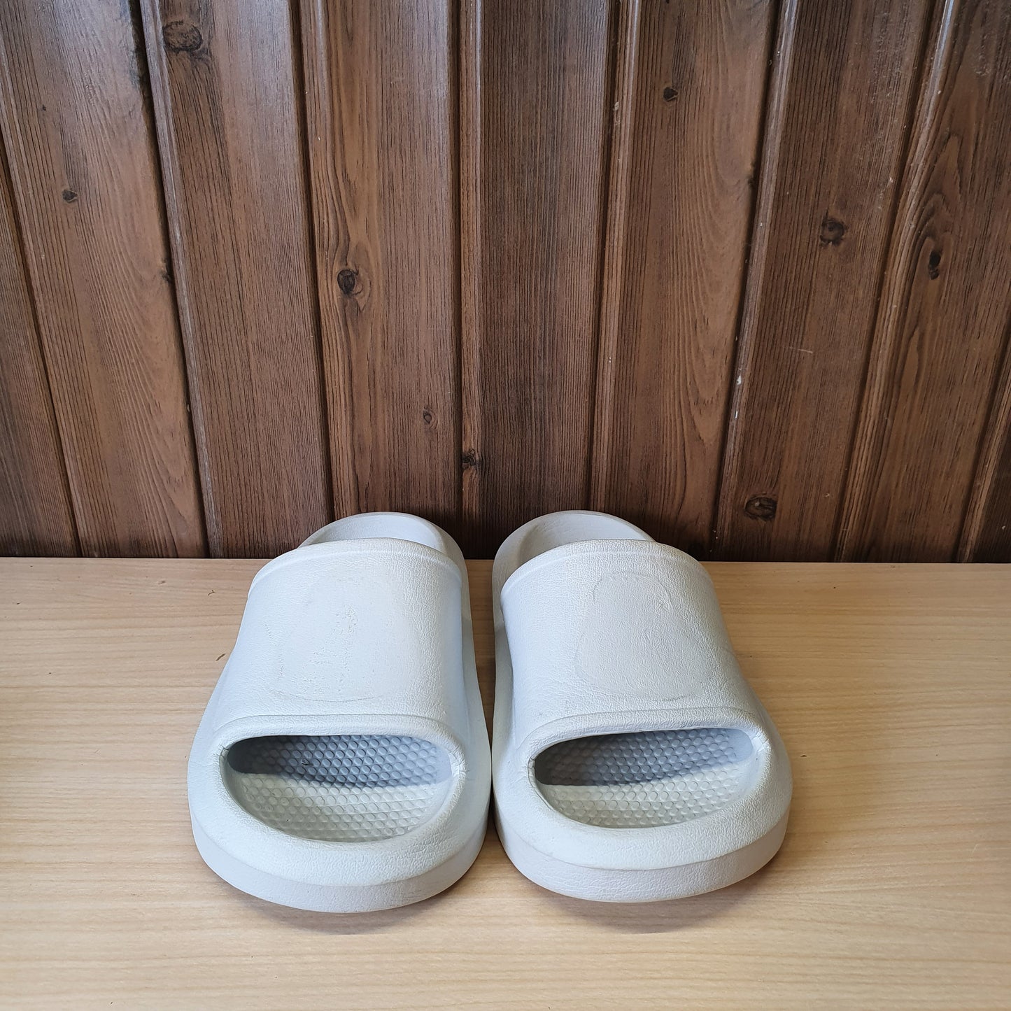 Kids Used Imported Slippers Size 200MM