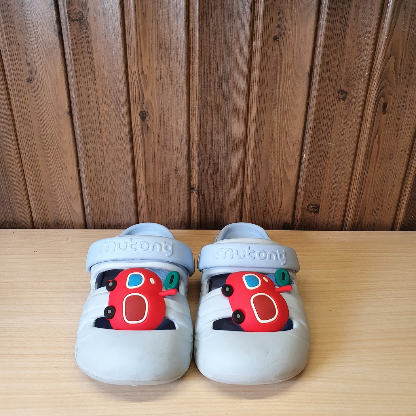 Kids Used Imported Crocks Size 28-29