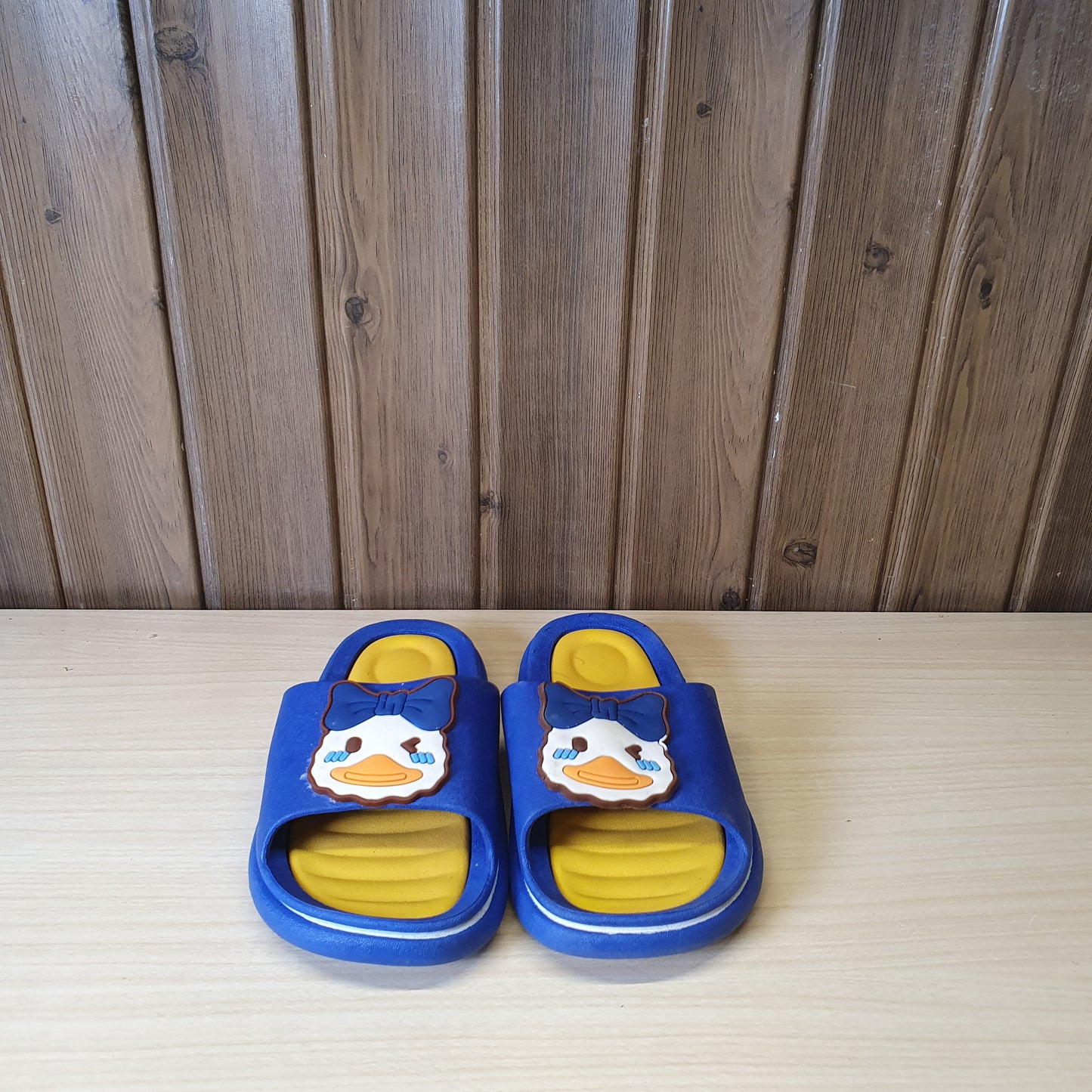 Kids Used Imported Slippers Size 27