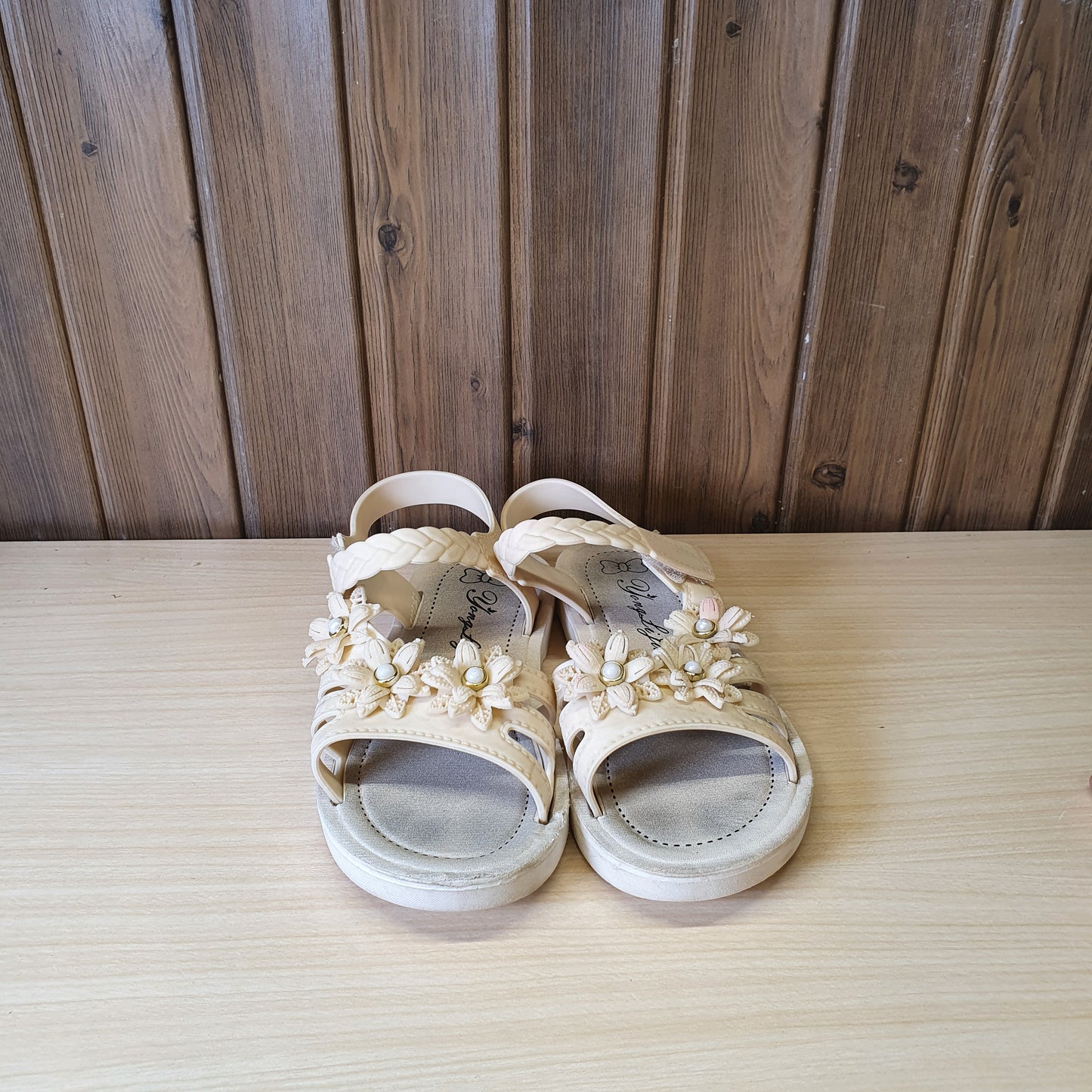 Kids Used Imported Sandals Size 31