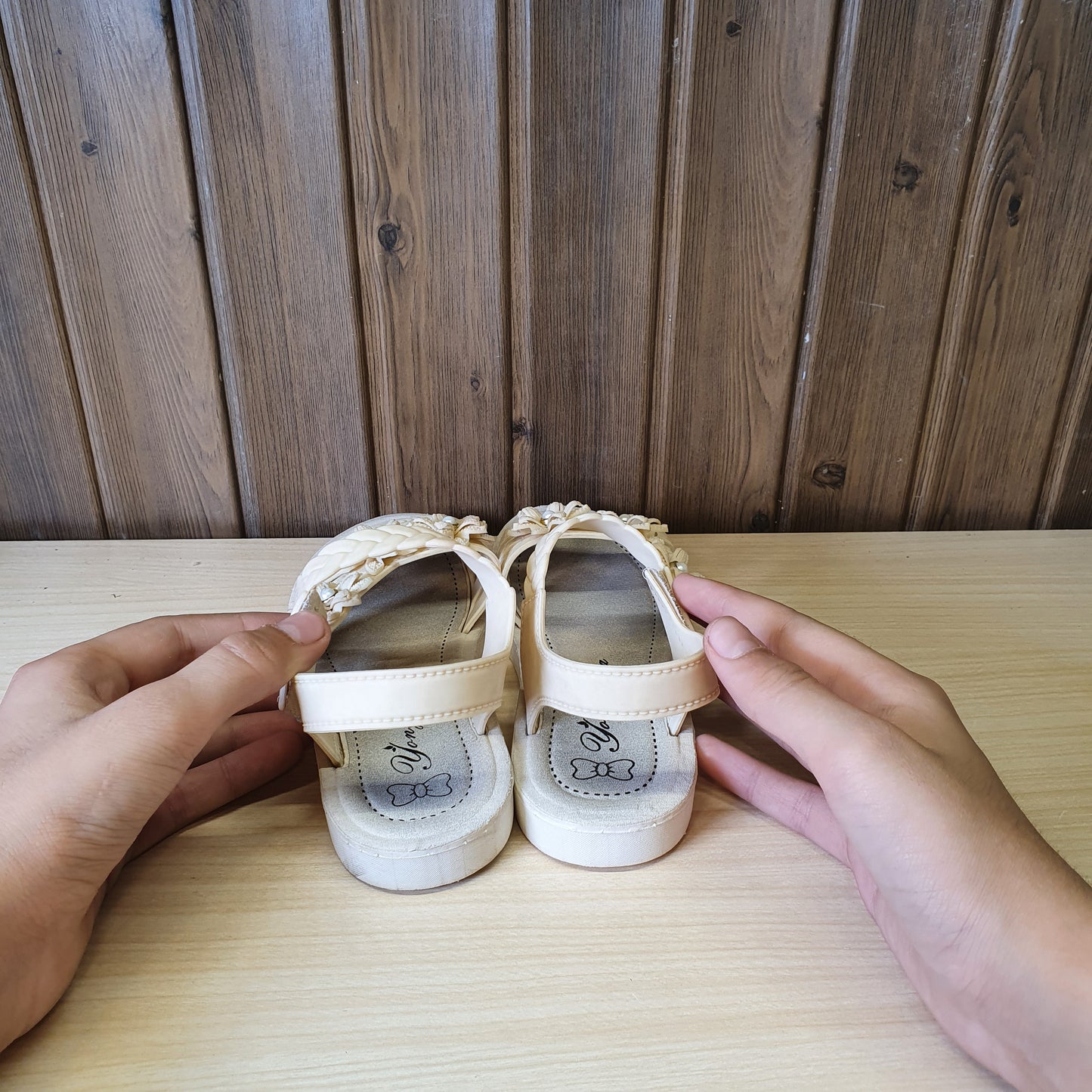 Kids Used Imported Sandals Size 31