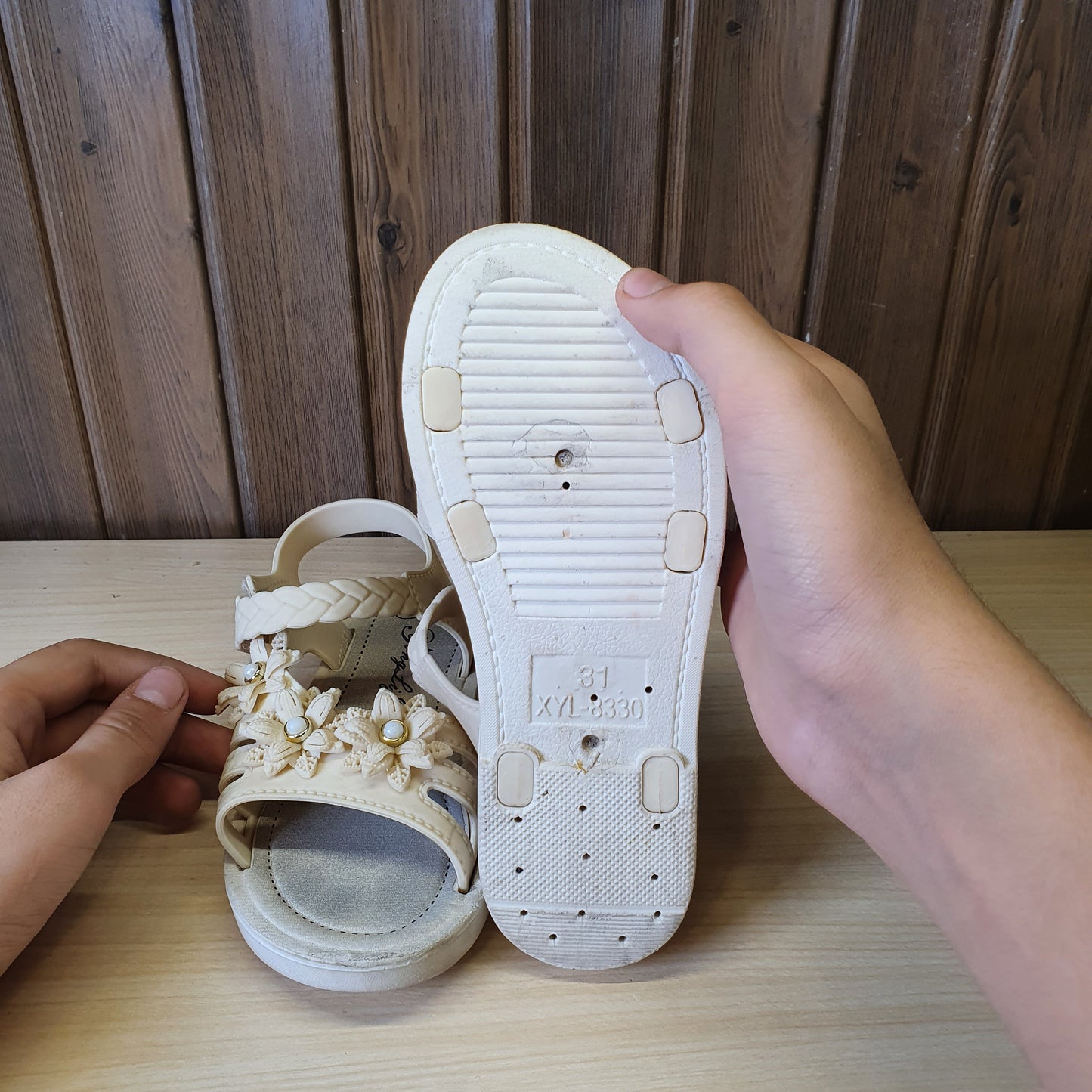 Kids Used Imported Sandals Size 31