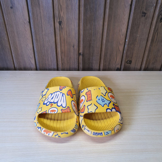 Kids Used Imported Slippers Size 180MM