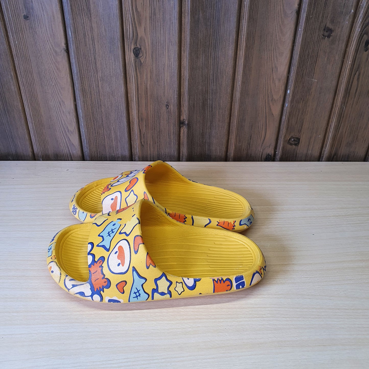 Kids Used Imported Slippers Size 180MM