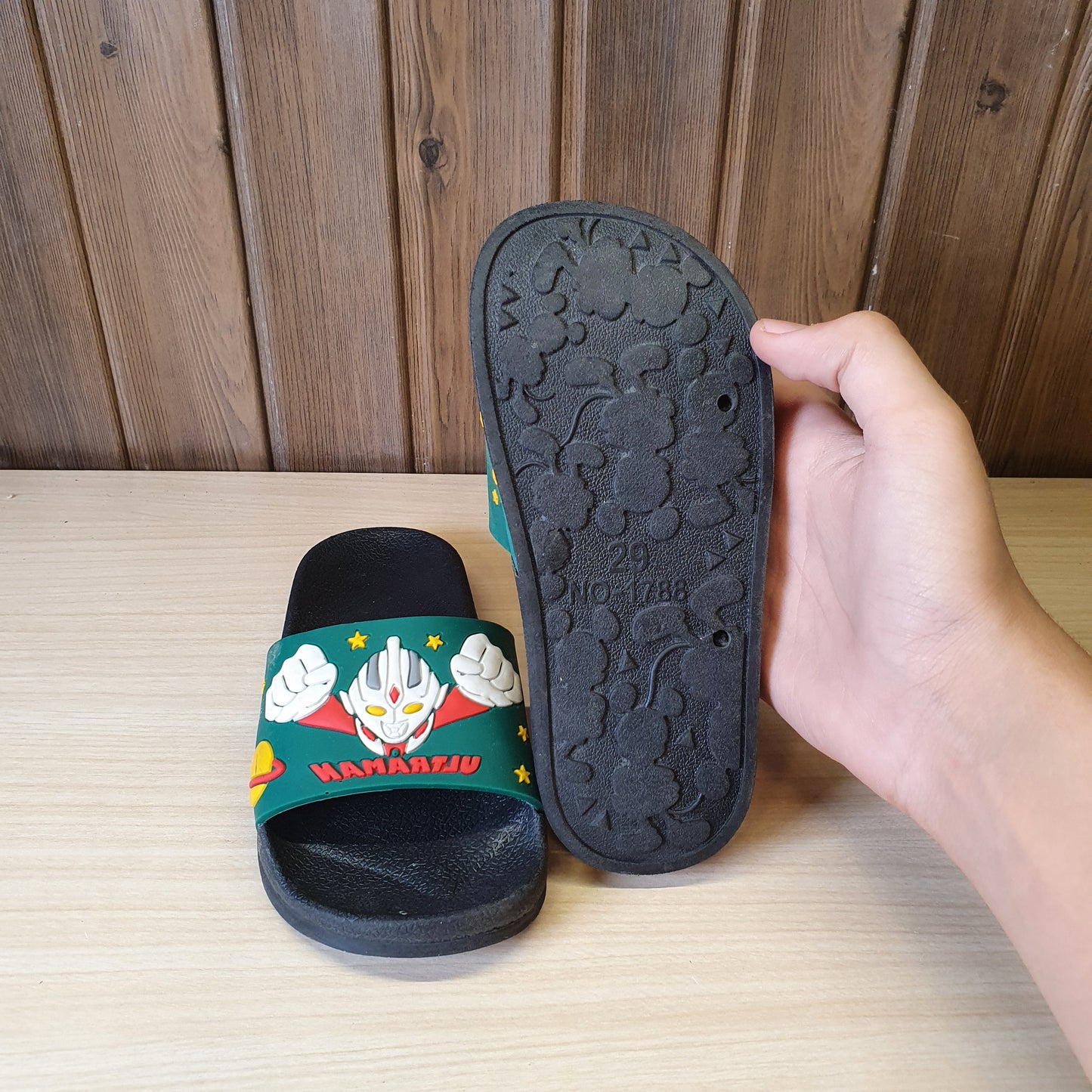 Kids Used Imported Slippers Size 29
