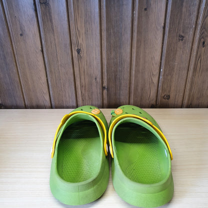 Kids Used Imported Crocks Size 32-33