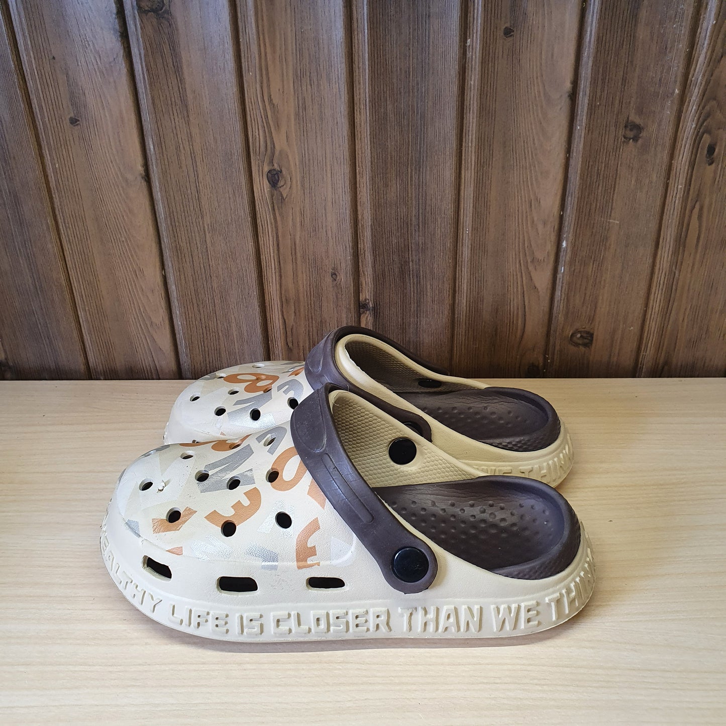 Kids Used Imported Crocks Size 32