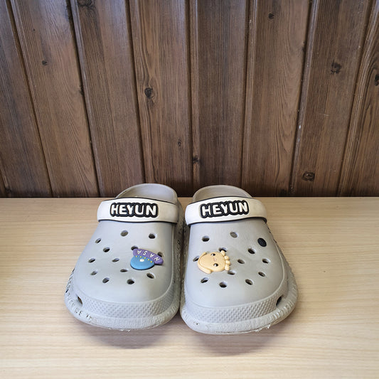 Kids Used Imported Crocks Size 32