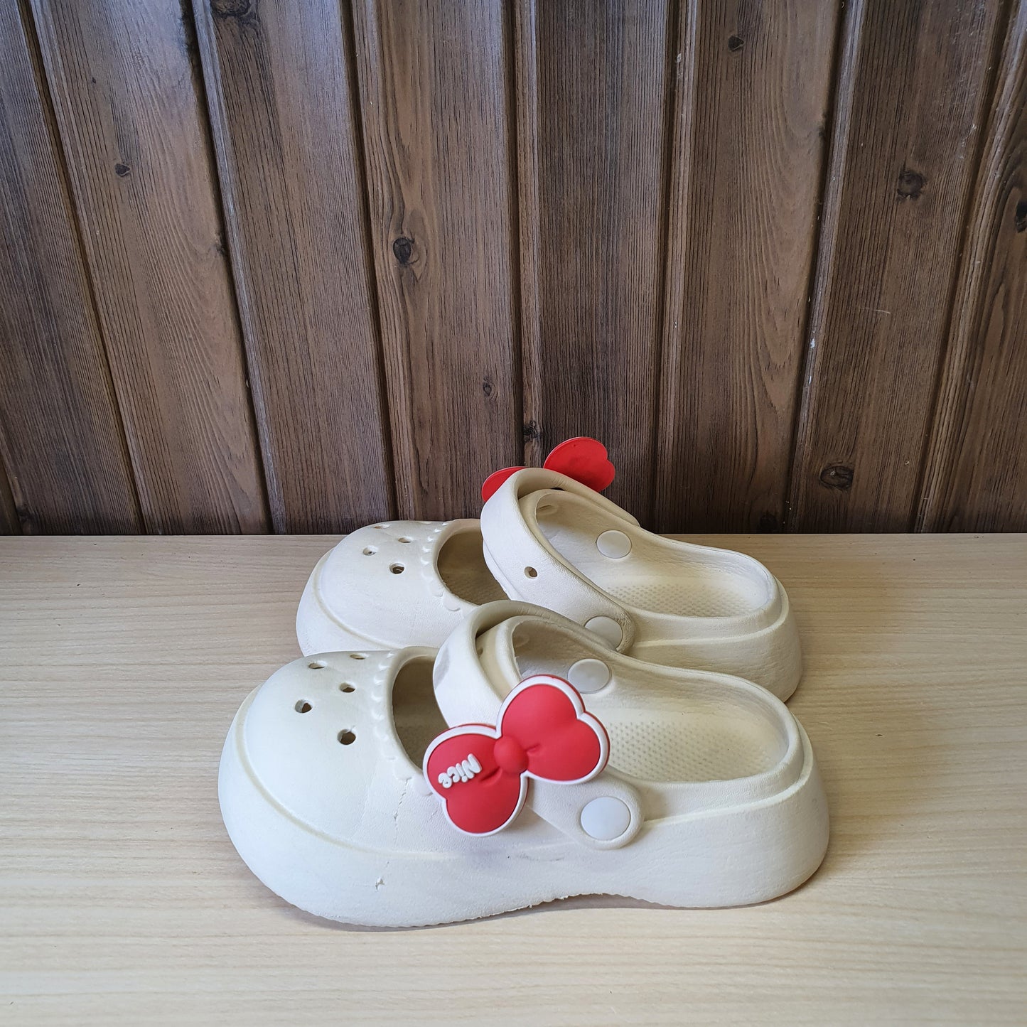 Kids Used Imported Crocks Size 28-29