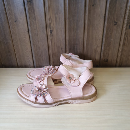 Kids Used Imported Sandals Size 34