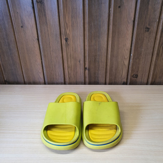 Kids Used Imported Slippers Size 27