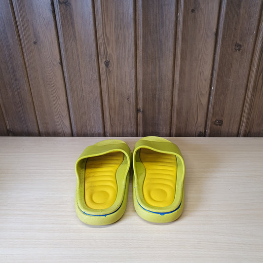 Kids Used Imported Slippers Size 27