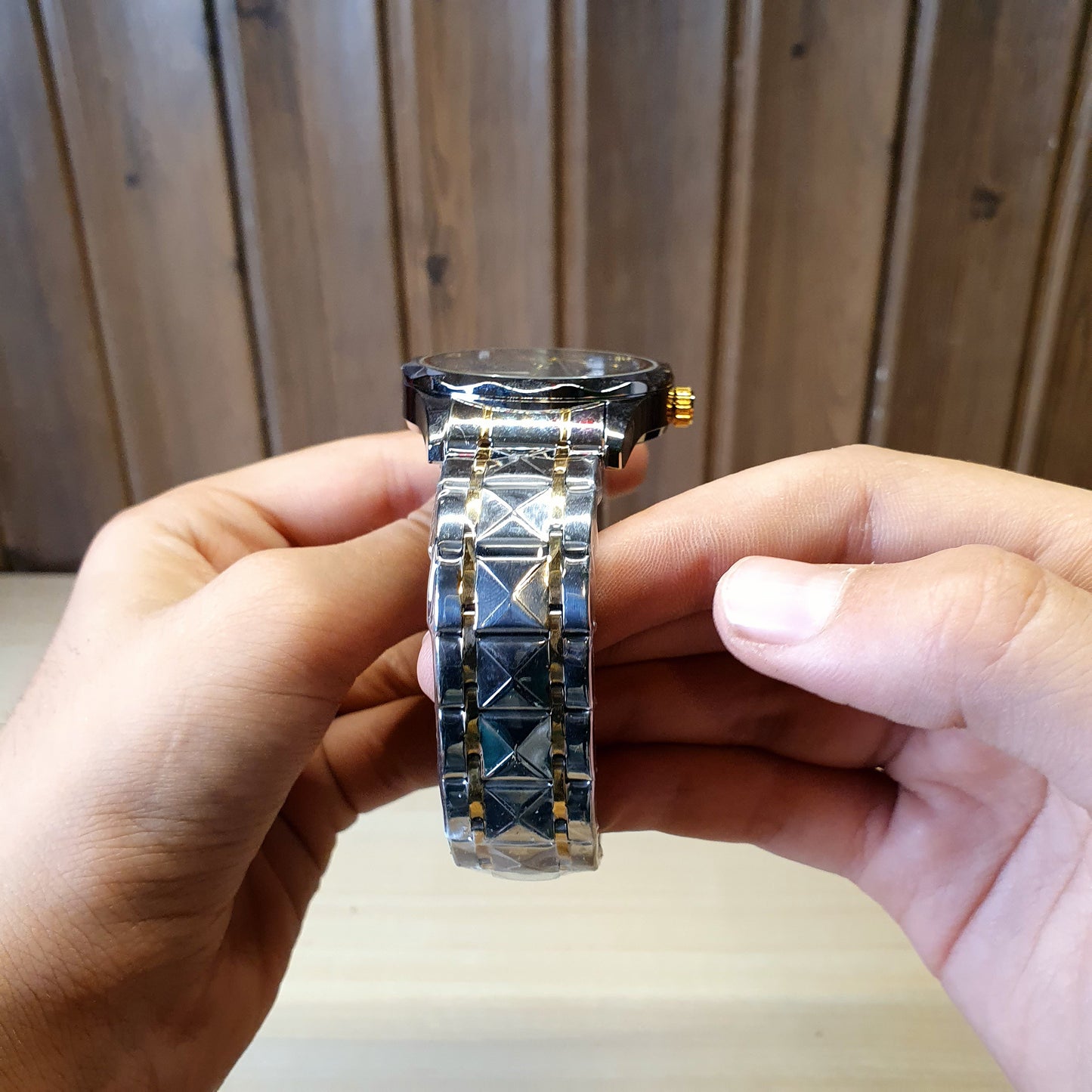 Bin Bond High Quality Watch #4045