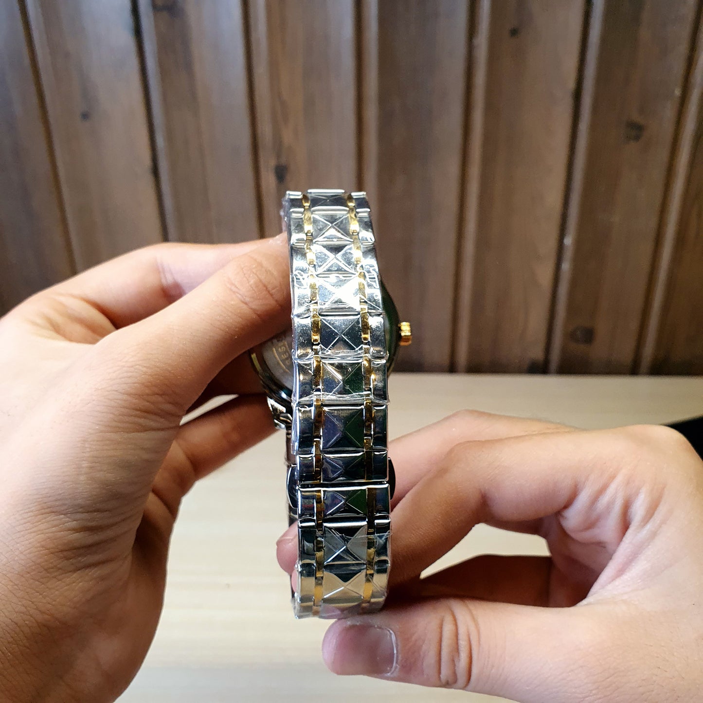 Bin Bond High Quality Watch #4045