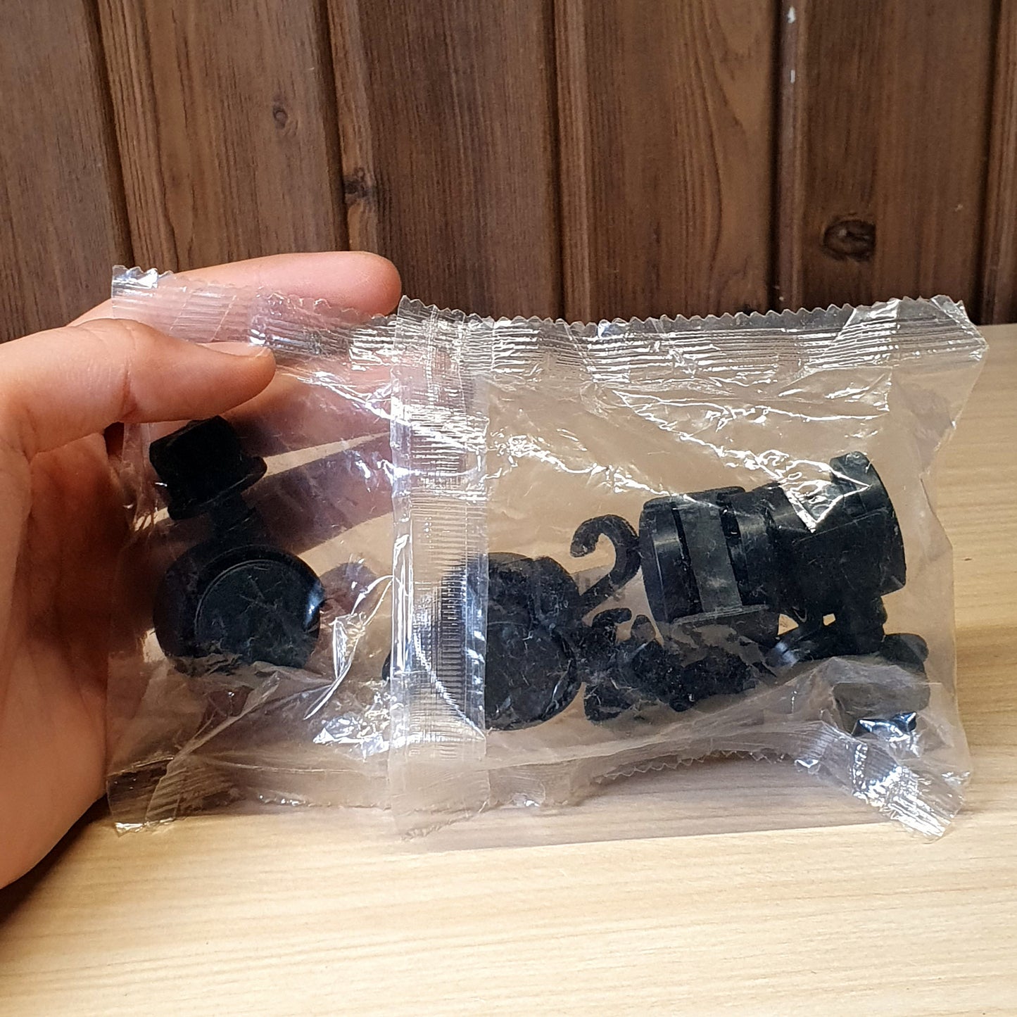Universal caster wheels designed for furniture, trolleys, or bird cages.#4139