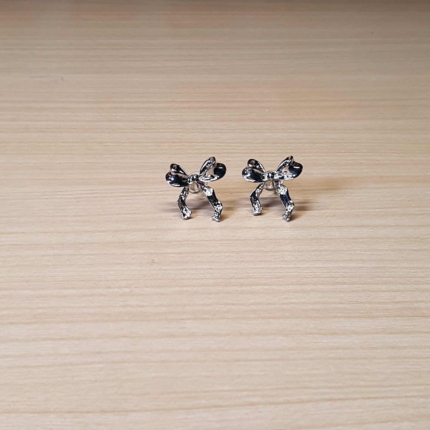 Bow Earings #4024