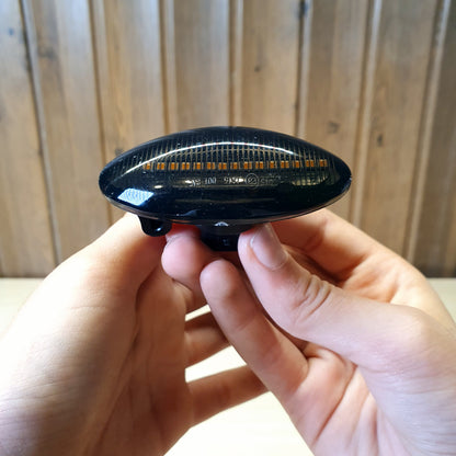 Dynamic LED side marker turn signal indicator light designed for vehicles like the Suzuki Alto, Swift, and Jimmy.#4366