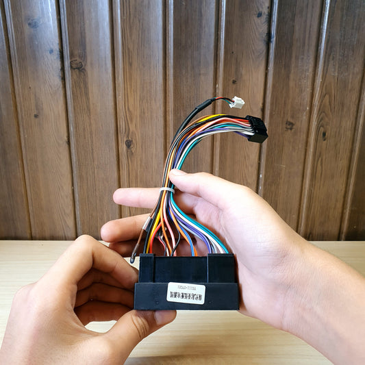 Generic ISO connector harness used to connect aftermarket car stereos to specific vehicle wiring systems #4417