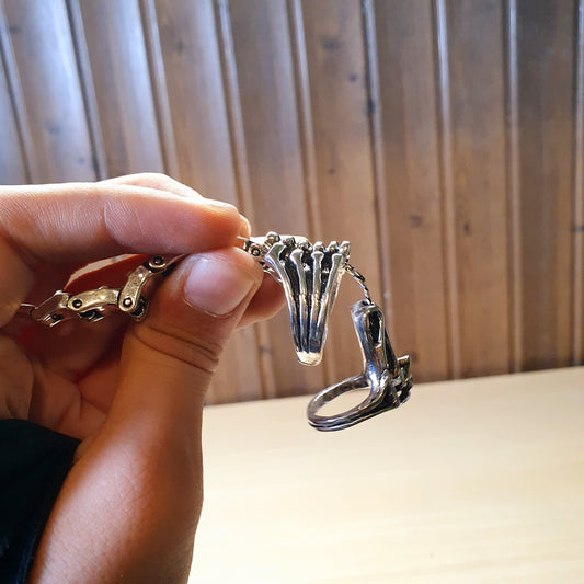 Movable Scorpion Ring Punk Jewelry Fingertip Toy Stress Relief Vintage Gothic Scroll Armor Metal Rock Full Finger Rings #4463