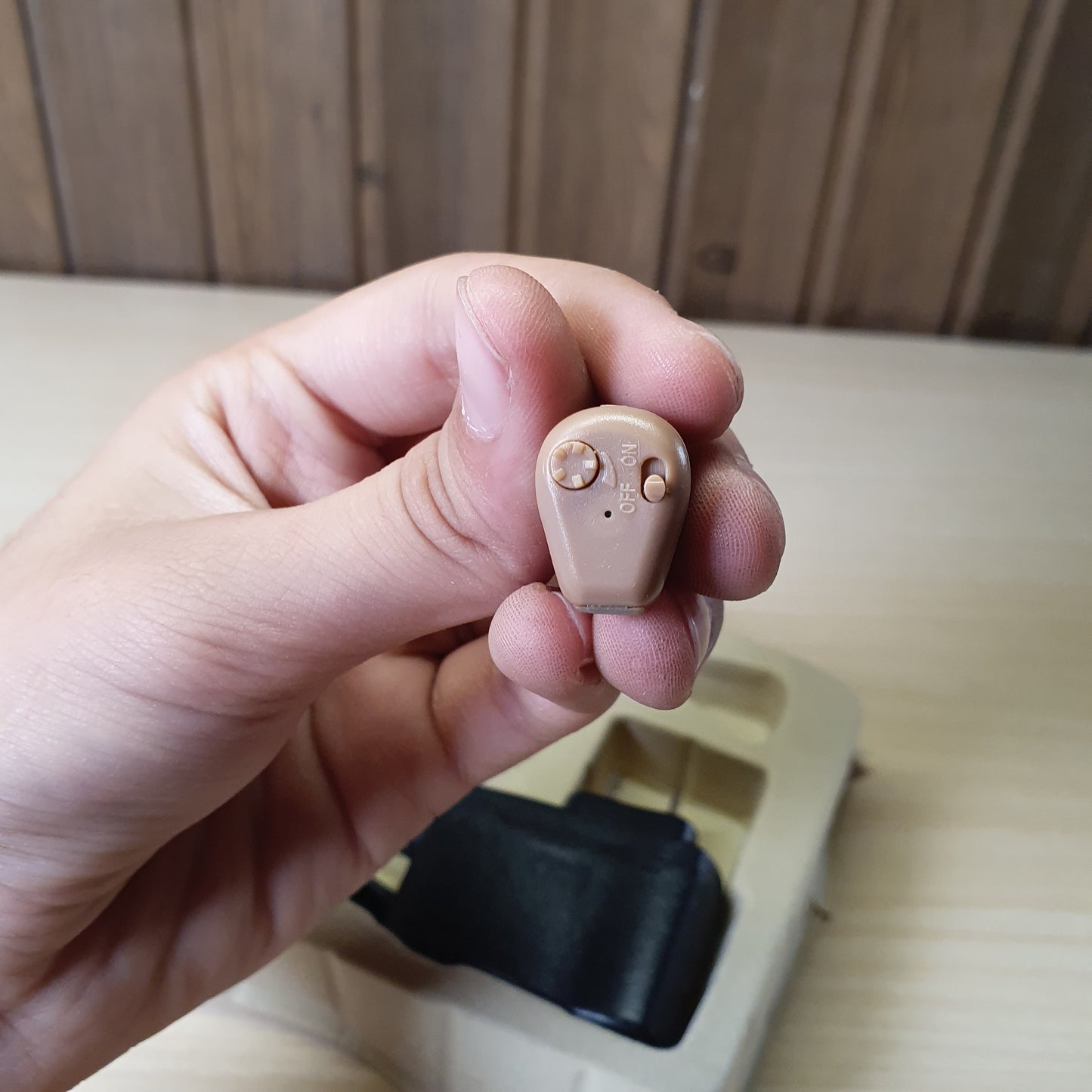 Hearing Aid #6093