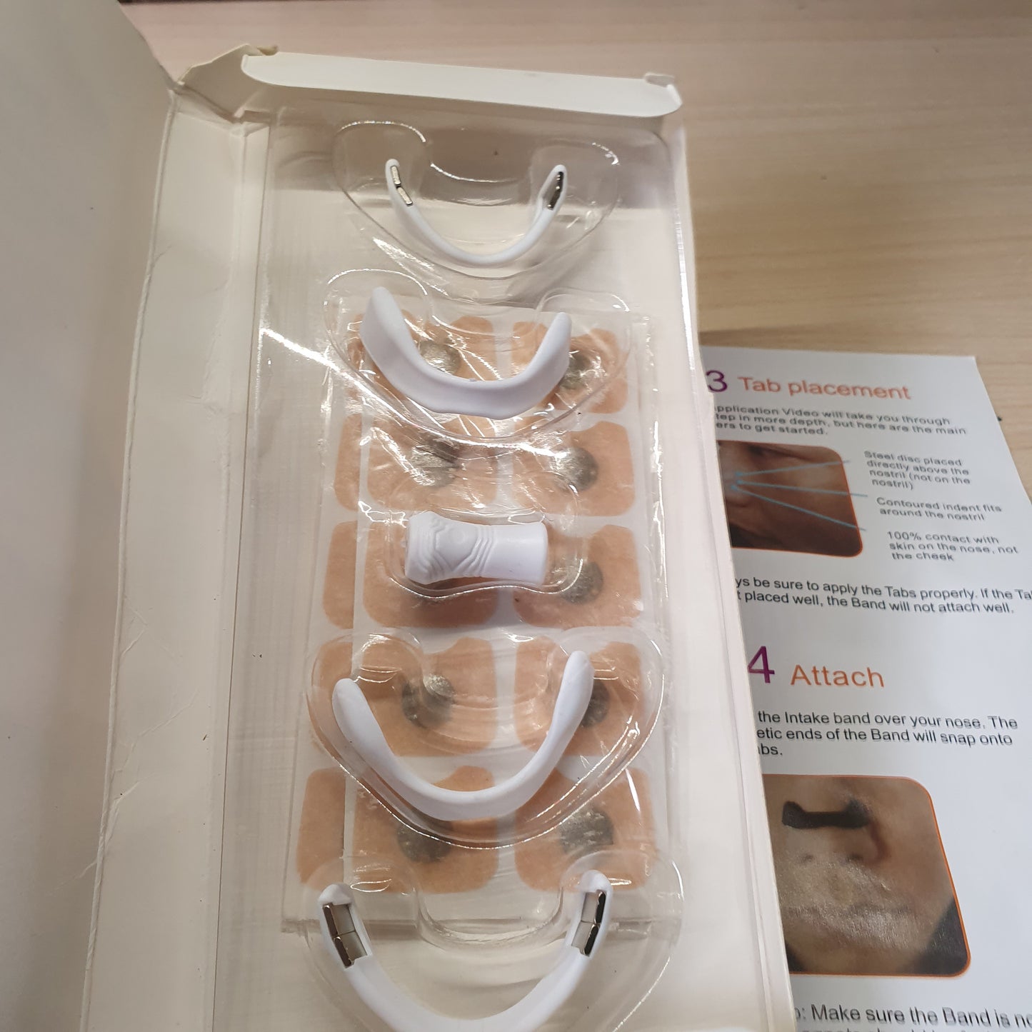 Intake breathing kit features a magnetic applicator to help open nasal passages for better airflow.#1043