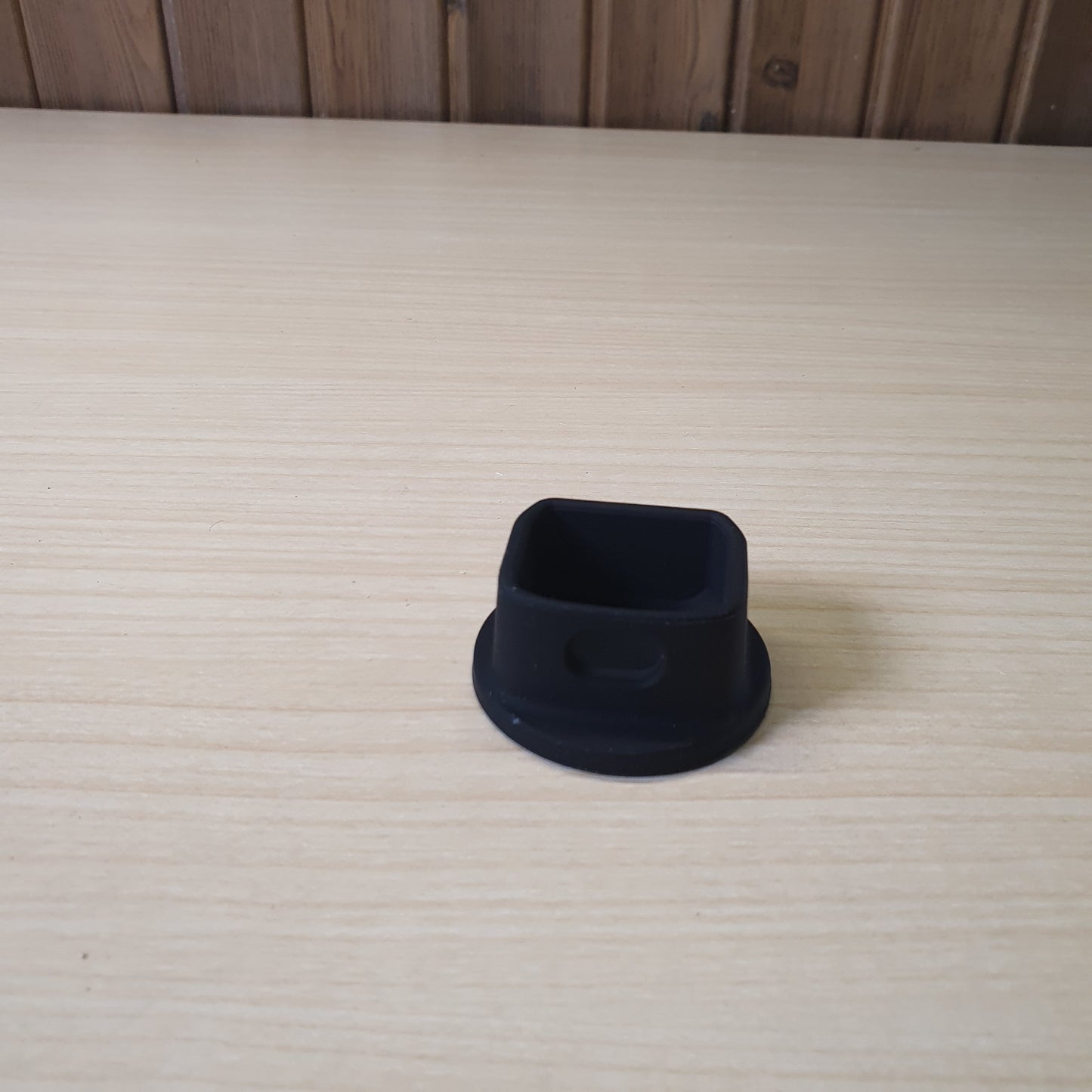Silicone dock desktop base designed specifically for the DJI Osmo Pocket 3 sport camera.#6090