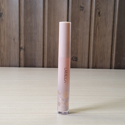 Lamelia Liquid concelar #6077