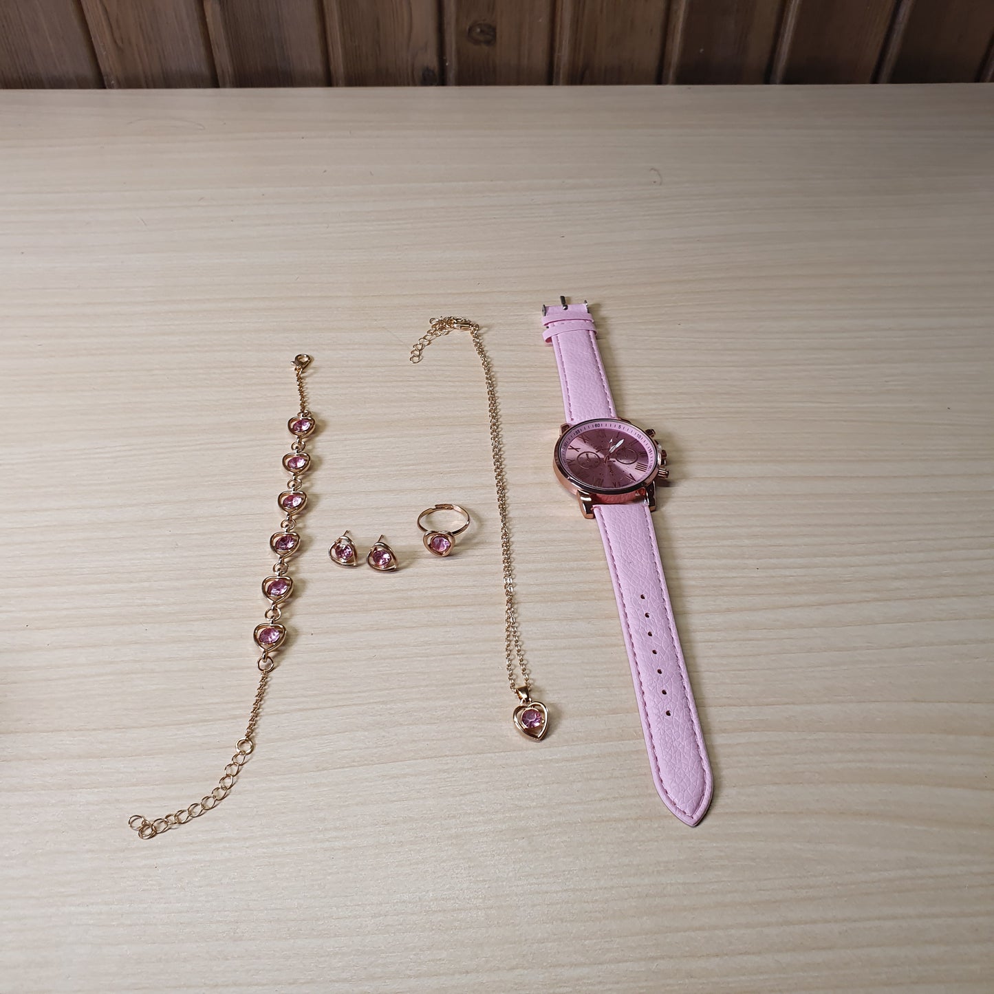 Pink watch With jewellery #4817