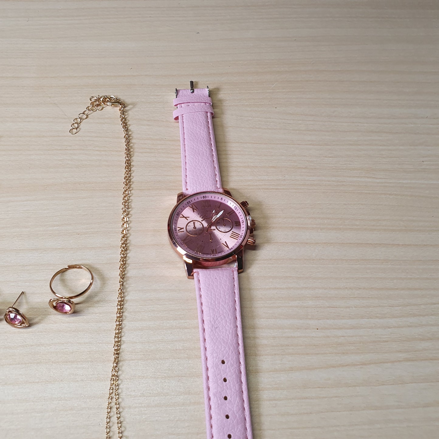 Pink watch With jewellery #4817