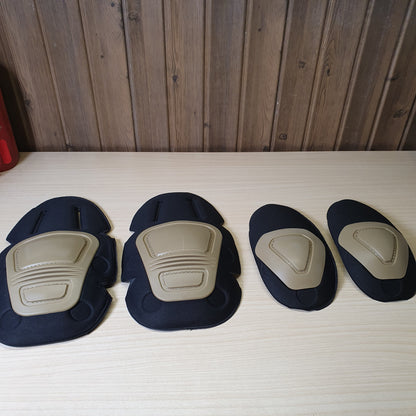 Crye Precision AirFlex Combat Knee Pads feature a flexible khaki cap and a black foam backing. #6705