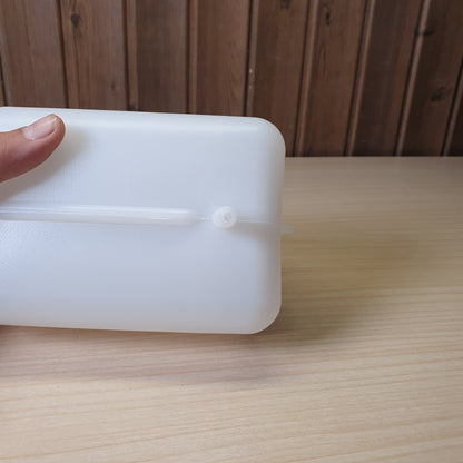 Generic plastic fuel tank for small vehicles like pocket bikes, dirt bikes, or mini quads.#6712