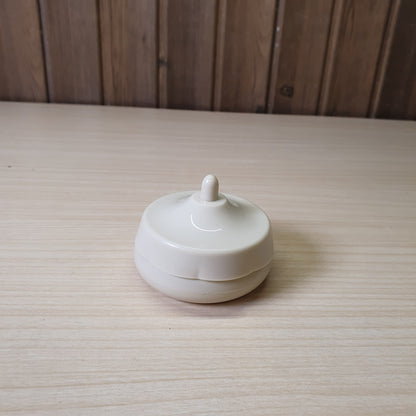 Bead spinner used for quickly stringing beads for jewelry making. #6531