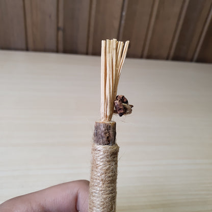 Natural cat chew stick   #6633
