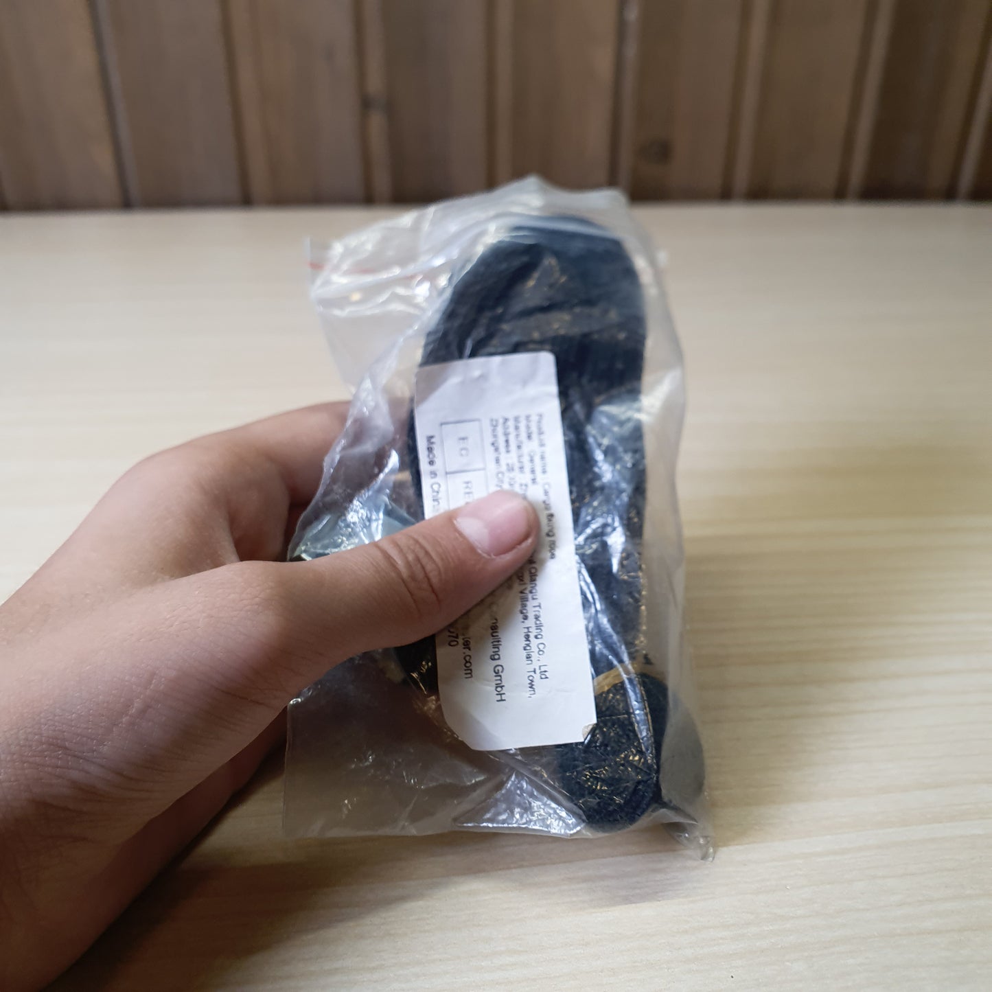 heavy-duty polyester lashing strap designed for securing cargo on vehicles or bundling items. #6614