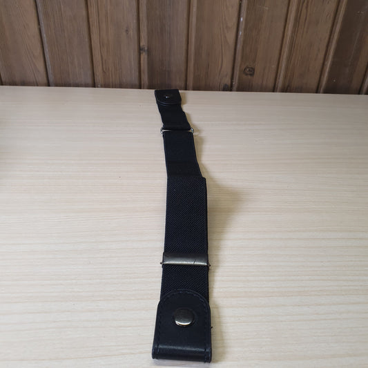 Black buckle-free elastic belt features a sleek, invisible design meant to lay flat under clothing.#6627
